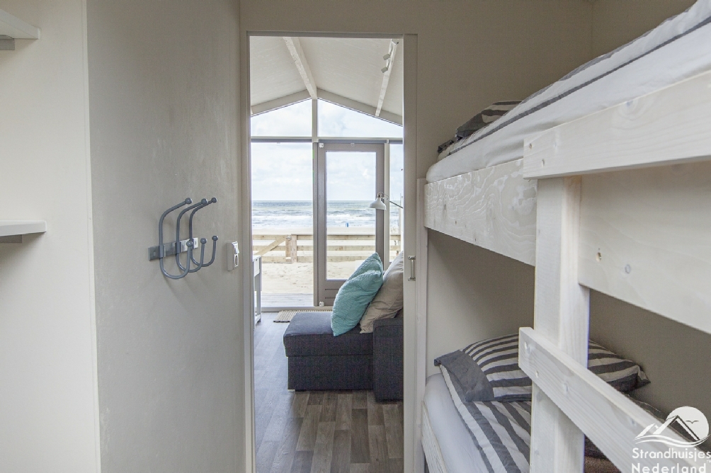Stapelbed-strandhuisje-Wijk-aan-Zee.jpg