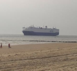 slapen op het strand zeeland
